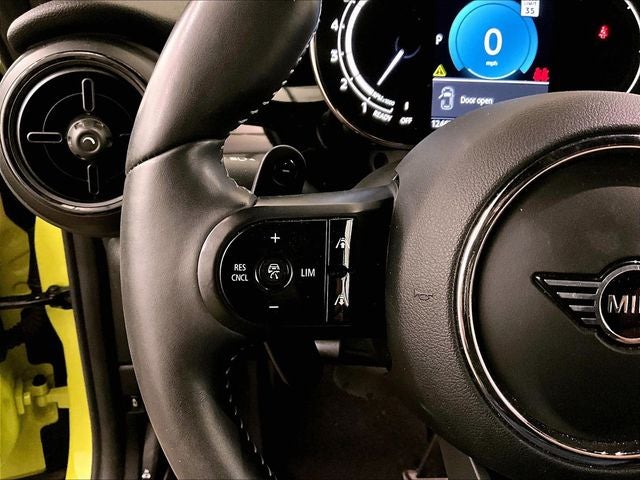 2022 MINI Cooper S Iconic