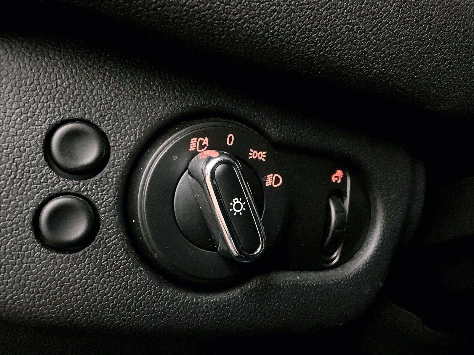 2018 MINI Clubman Cooper