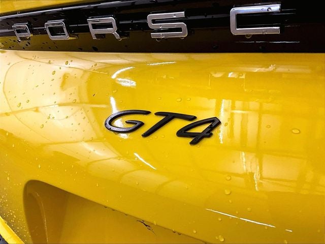2022 Porsche 718 Cayman GT4