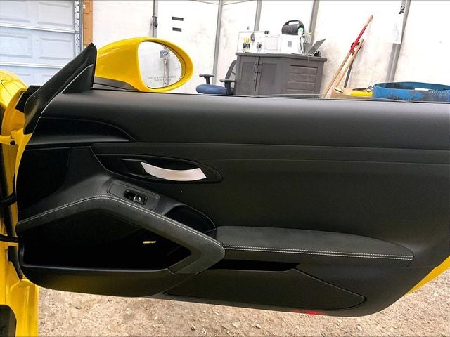 2022 Porsche 718 Cayman GT4