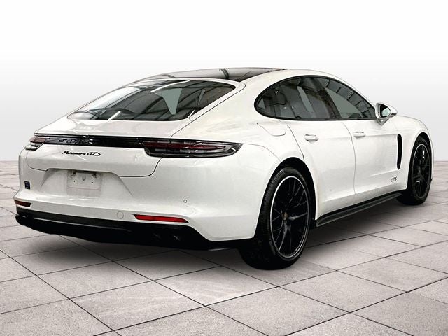 2019 Porsche Panamera GTS