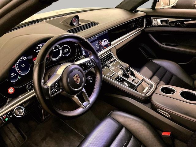 2019 Porsche Panamera GTS