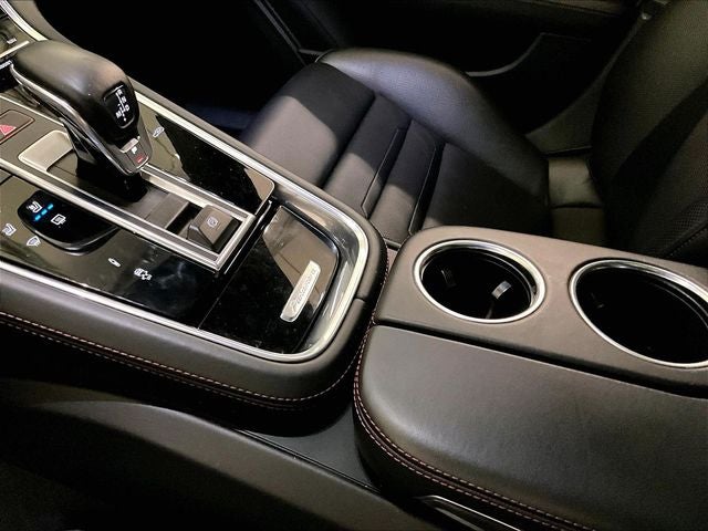 2019 Porsche Panamera GTS