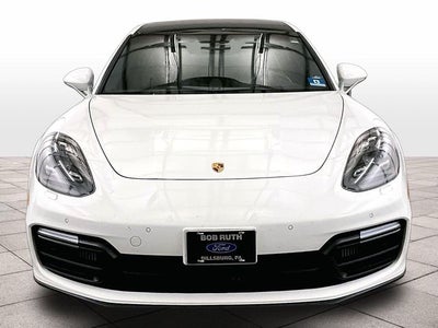 2019 Porsche Panamera GTS