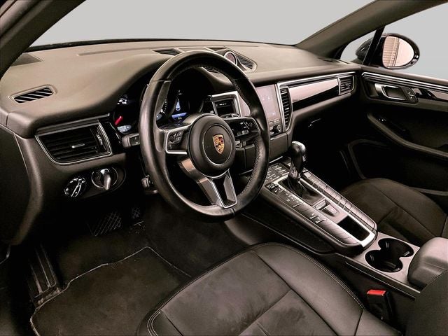 2017 Porsche Macan Base