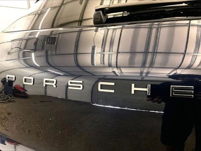 2017 Porsche Macan Base