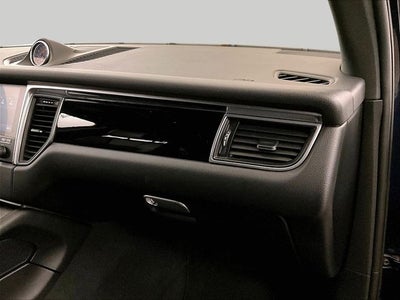 2017 Porsche Macan Base