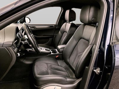 2017 Porsche Macan Base