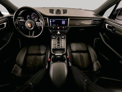 2023 Porsche Macan T