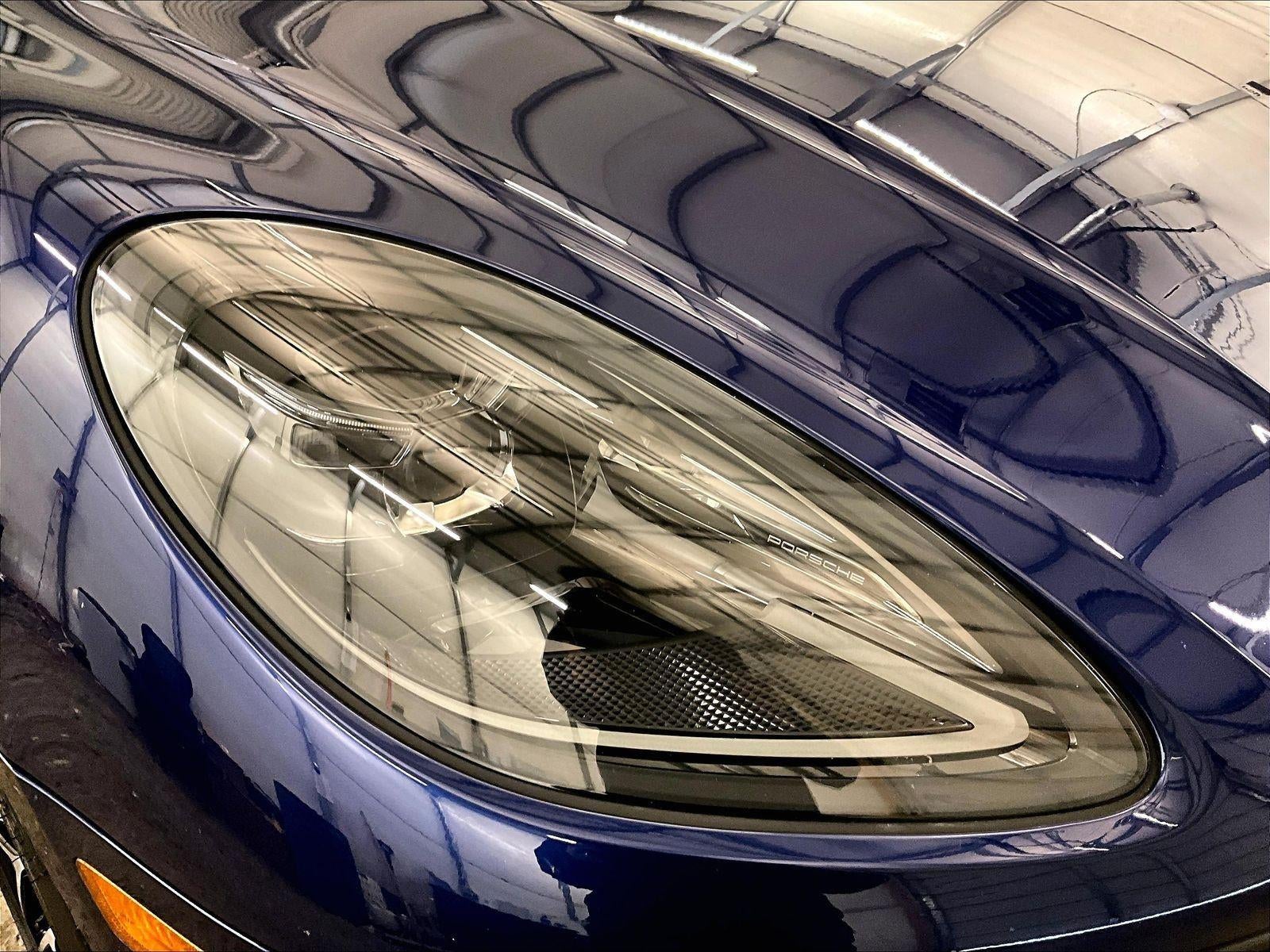 2023 Porsche Macan T