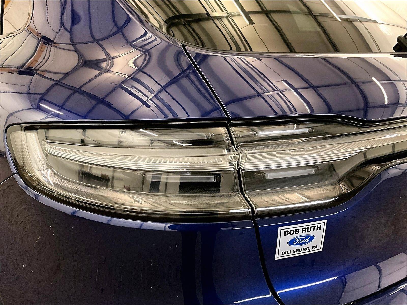 2023 Porsche Macan T