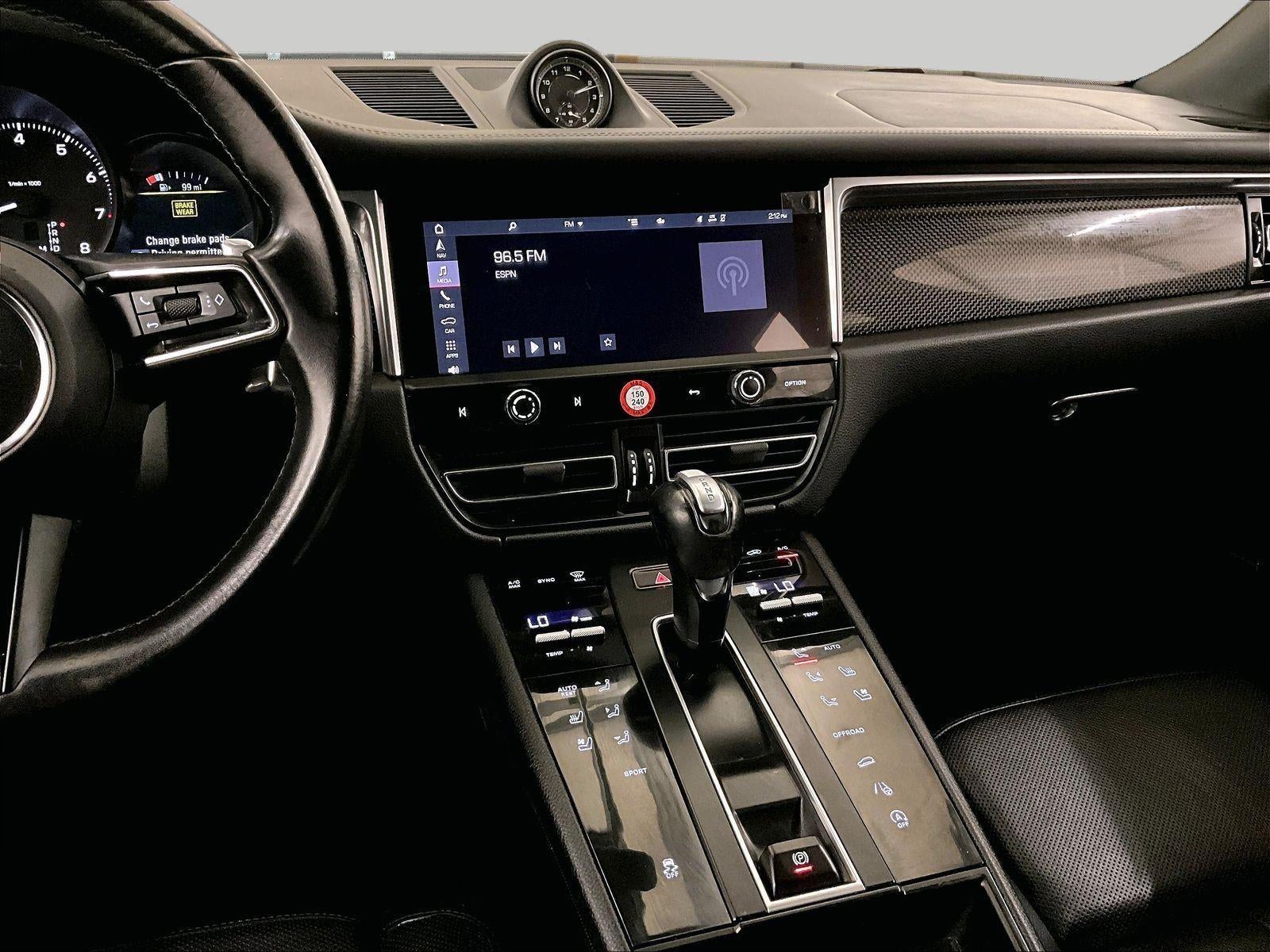 2023 Porsche Macan T