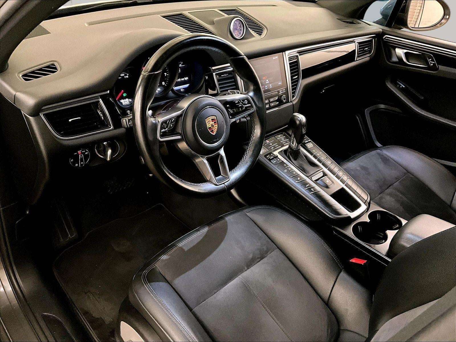 2018 Porsche Macan Base