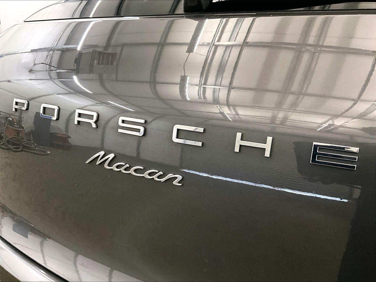 2018 Porsche Macan Base