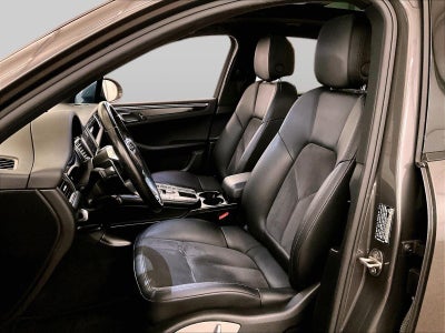 2018 Porsche Macan Base
