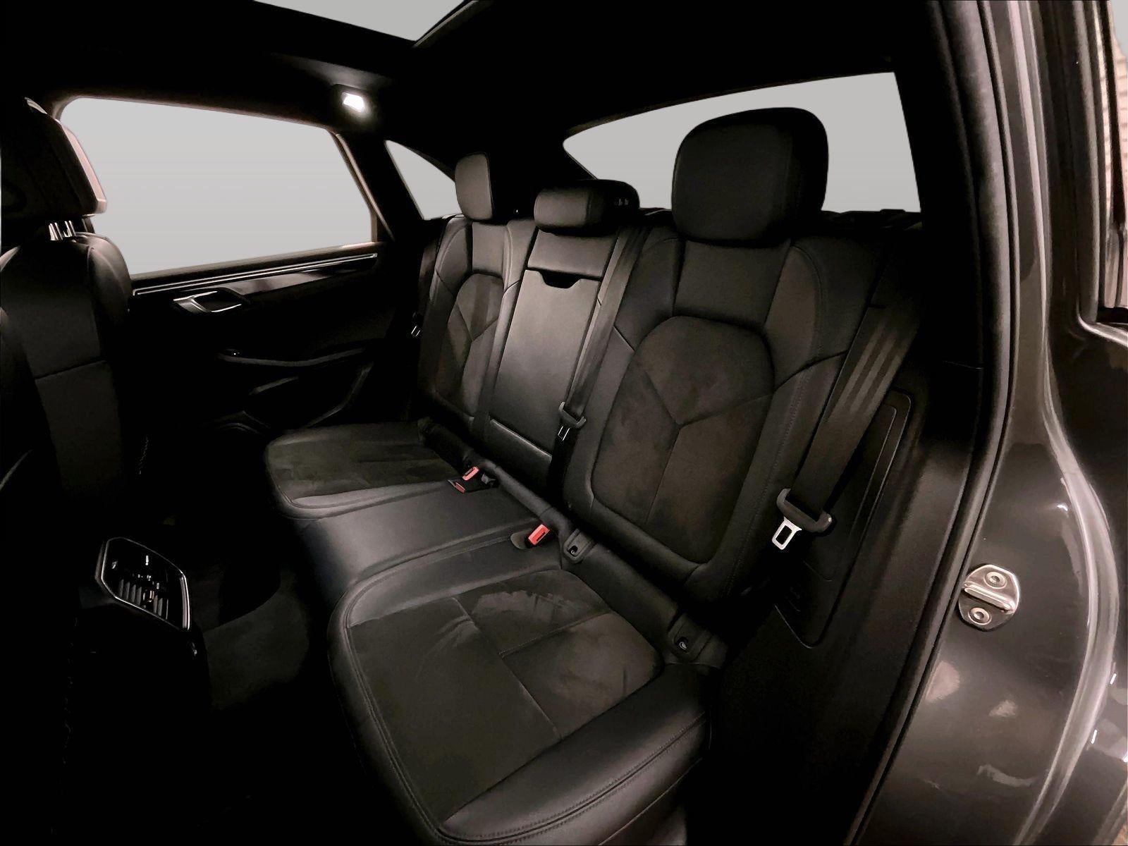 2018 Porsche Macan Base