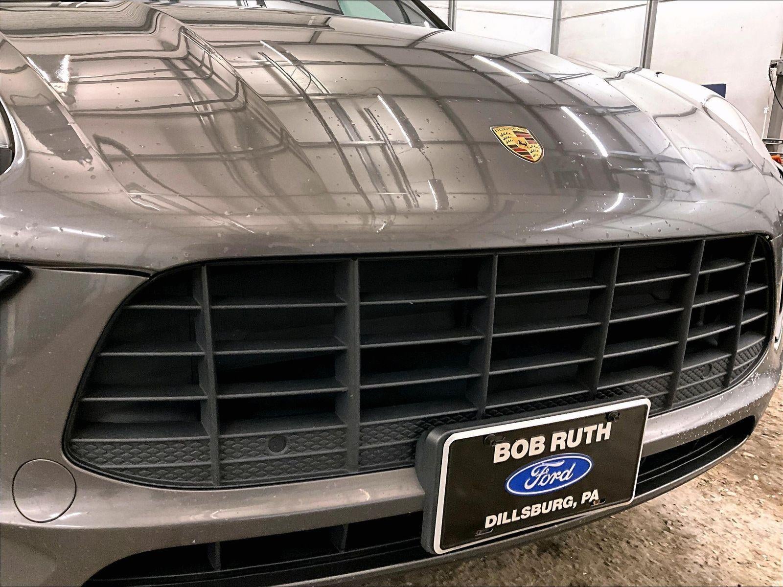 2018 Porsche Macan Base