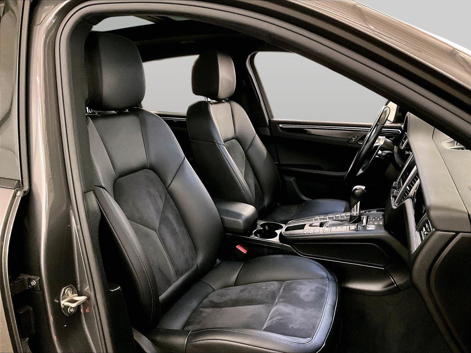 2018 Porsche Macan Base