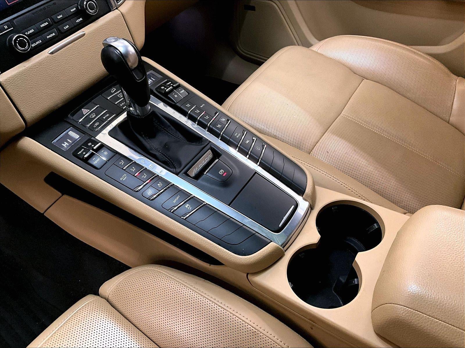 2017 Porsche Macan S