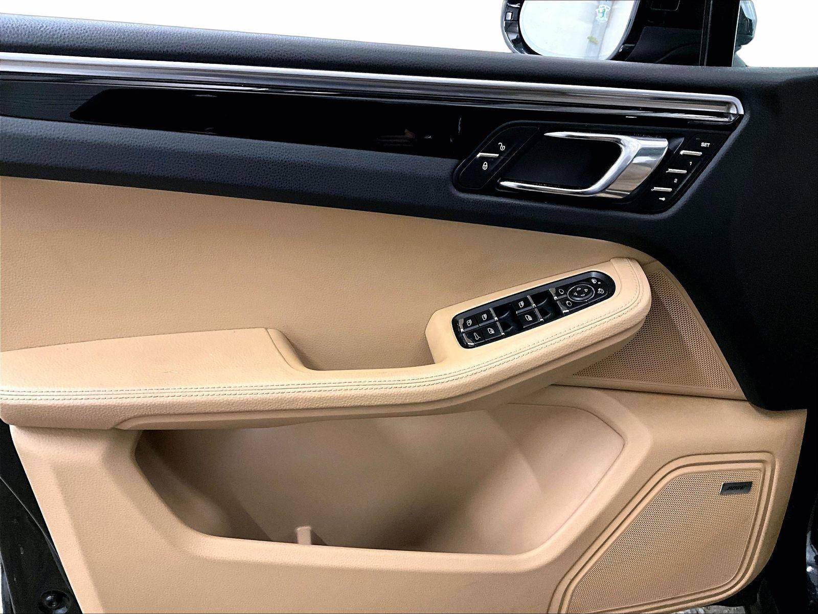 2017 Porsche Macan S