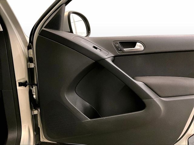 2015 Volkswagen Tiguan S 4Motion