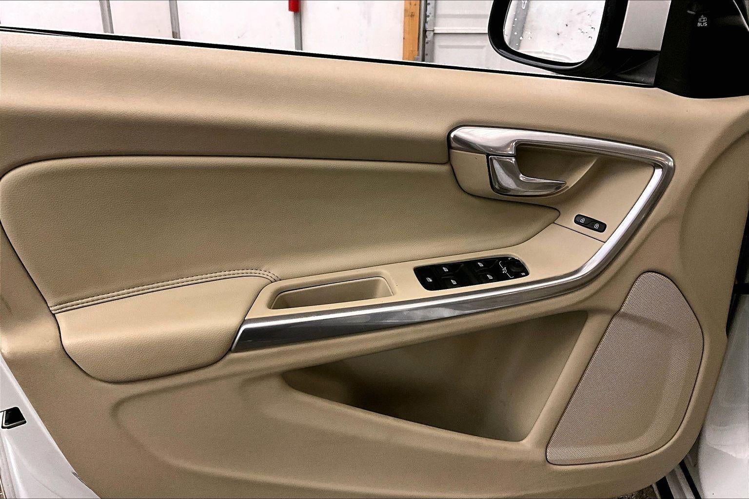 2016 Volvo S60 T5 Drive-E Premier