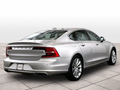 2017 Volvo S90 T6 Momentum
