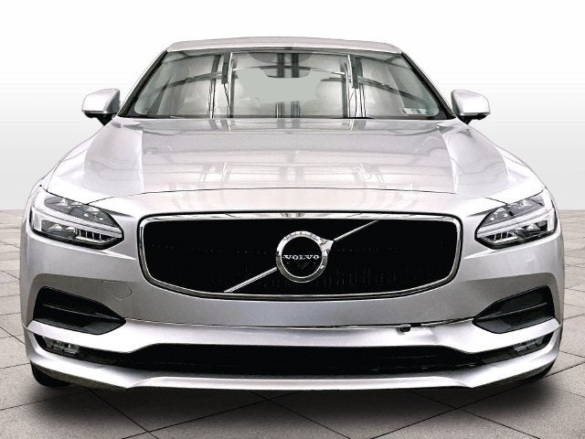 2017 Volvo S90 T6 Momentum