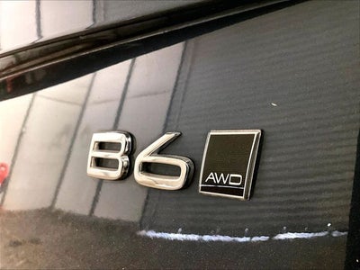 2024 Volvo XC90 B6 Plus Bright Theme