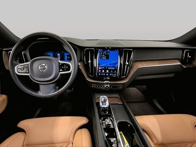 2022 Volvo XC60 B6 Inscription