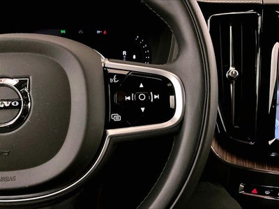 2022 Volvo XC60 B6 Inscription