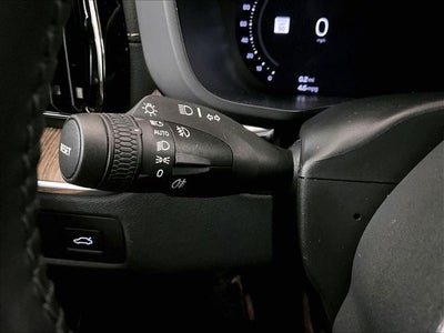 2022 Volvo XC60 B6 Inscription