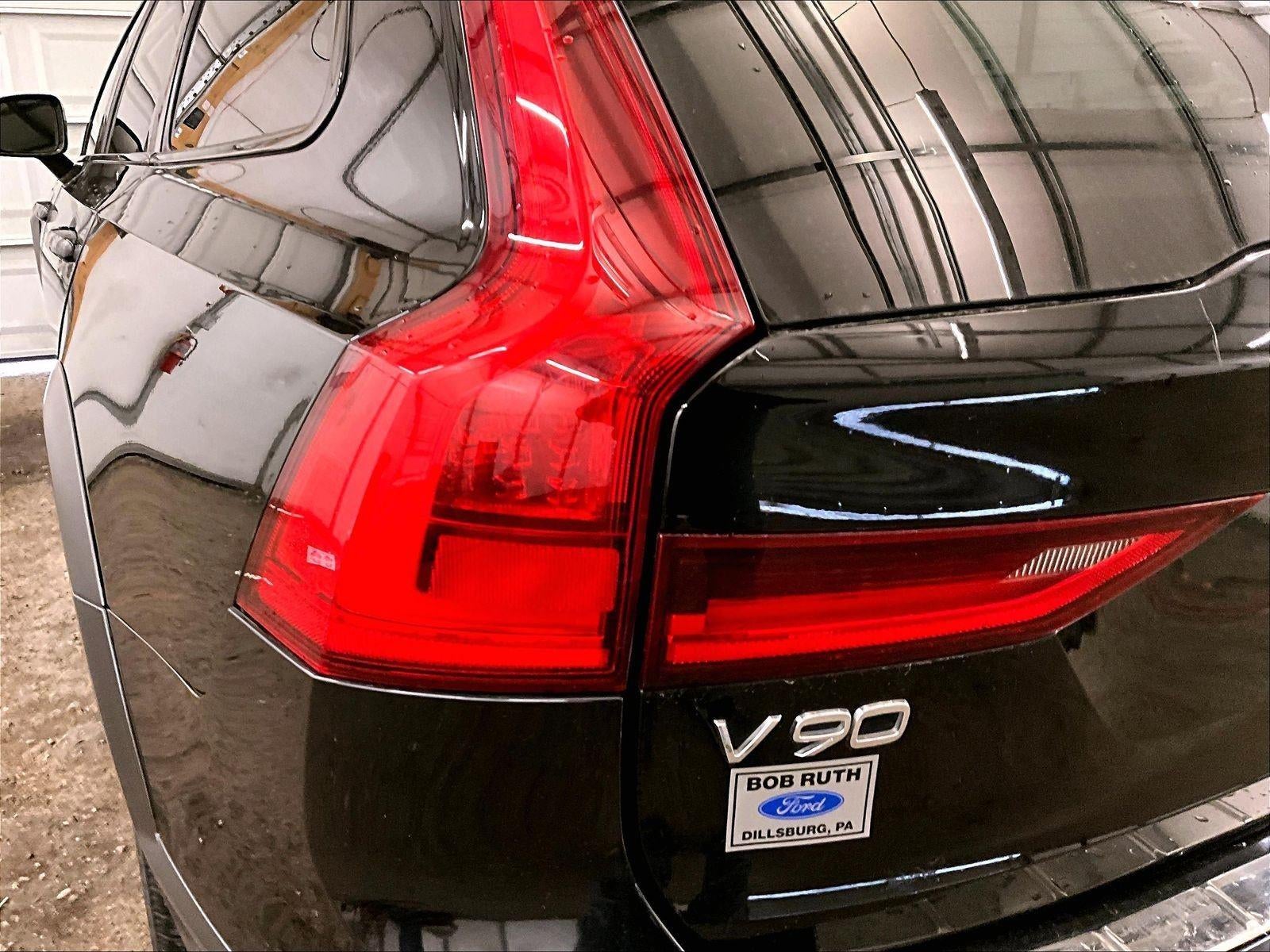 2018 Volvo V90 Cross Country T5
