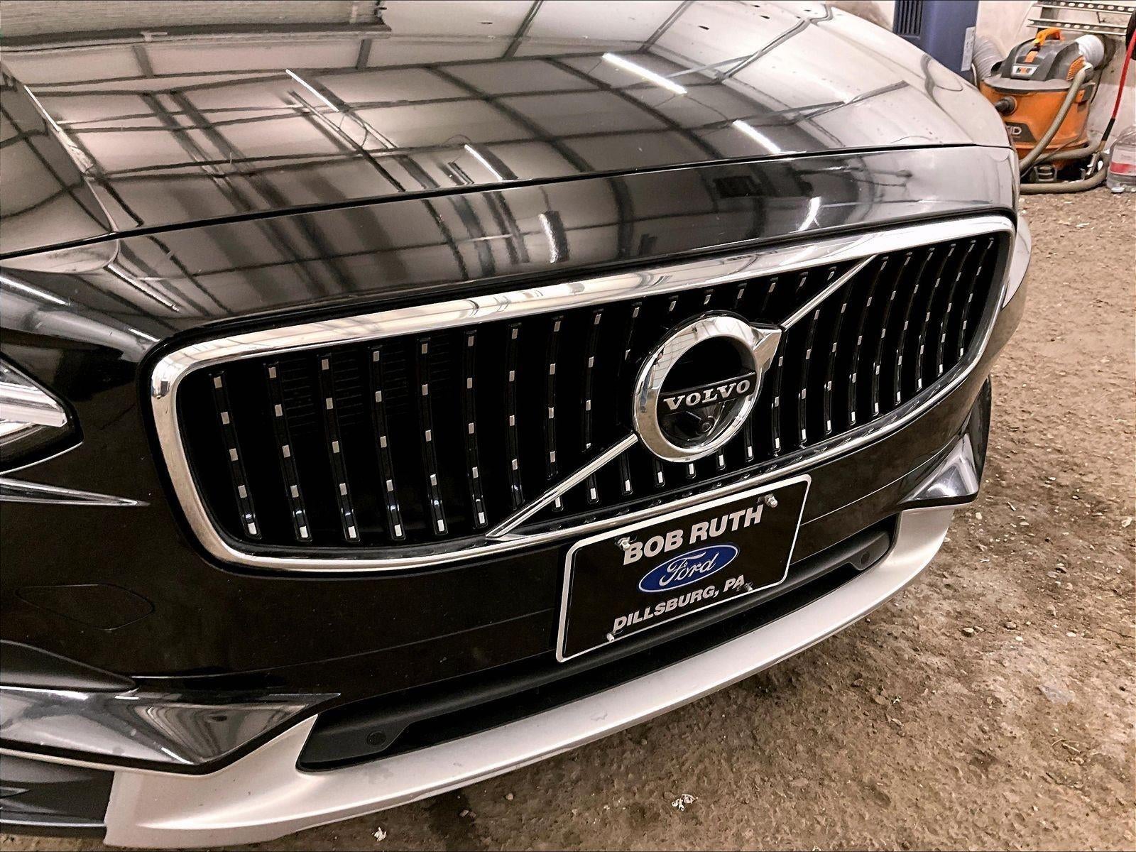 2018 Volvo V90 Cross Country T5