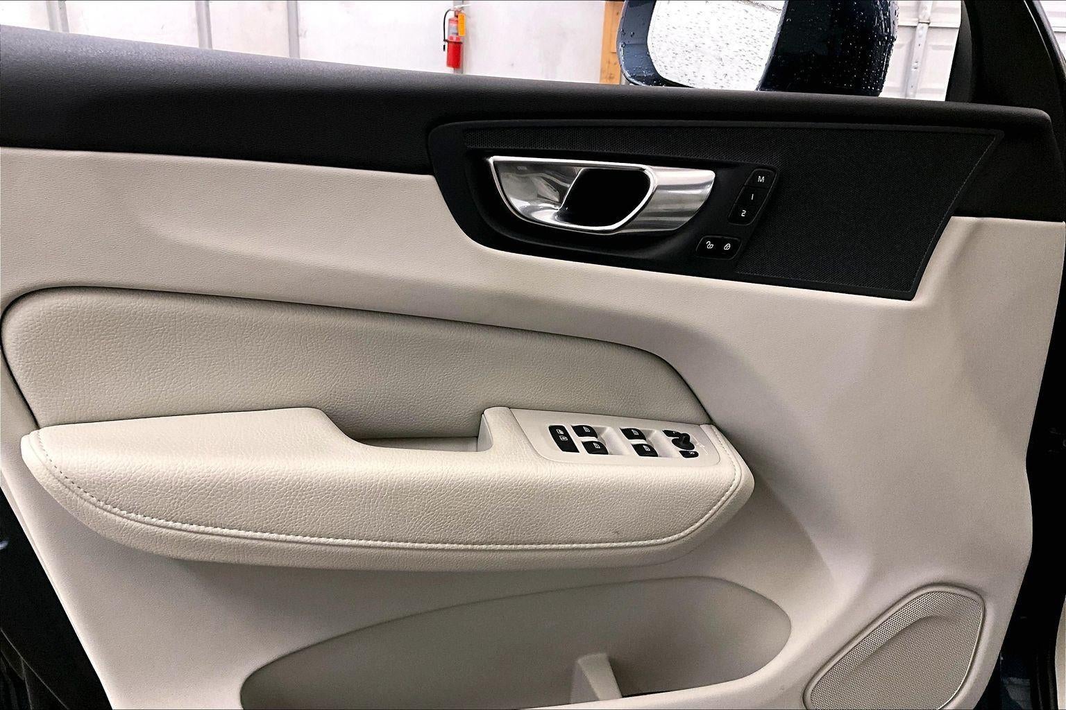 2021 Volvo XC60 Momentum