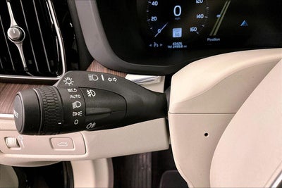 2021 Volvo XC60 Momentum