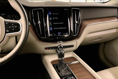 2021 Volvo XC60 Momentum