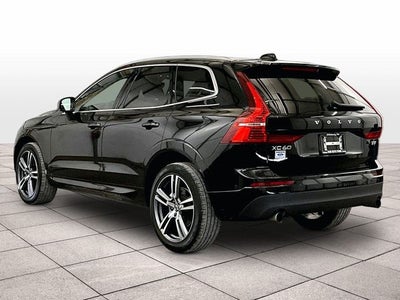 2021 Volvo XC60 T5 Momentum