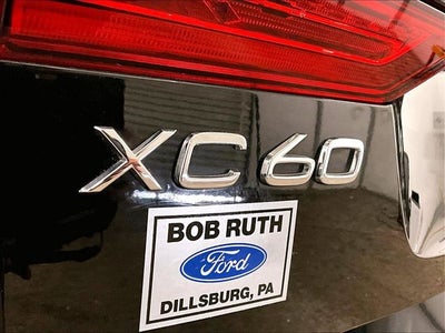 2021 Volvo XC60 T5 Momentum