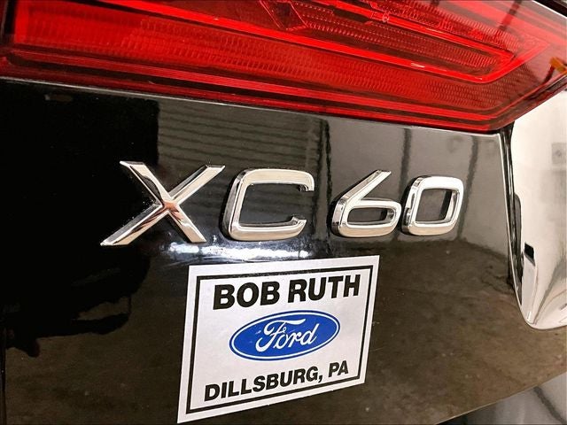 2021 Volvo XC60 T5 Momentum