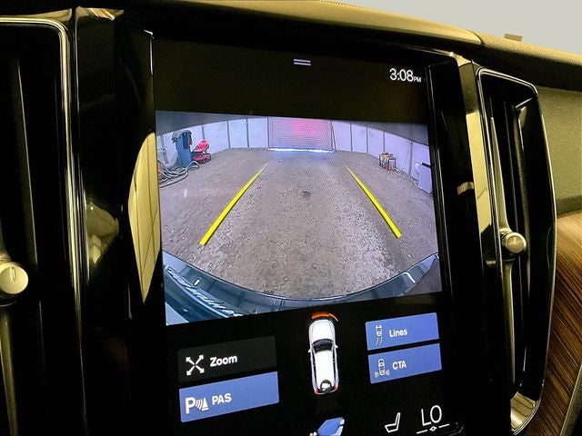 2021 Volvo XC60 T5 Momentum
