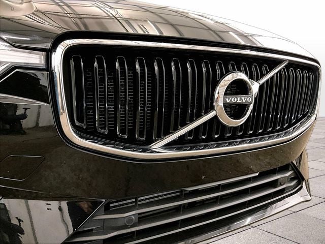 2021 Volvo XC60 T5 Momentum