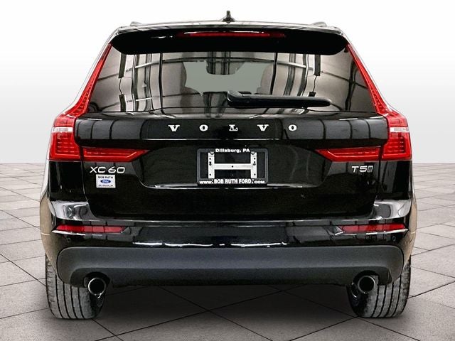 2021 Volvo XC60 T5 Momentum