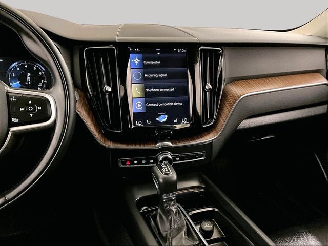 2021 Volvo XC60 T5 Momentum