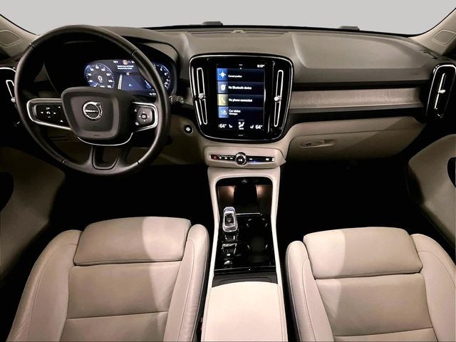 2021 Volvo XC40 T5 Inscription