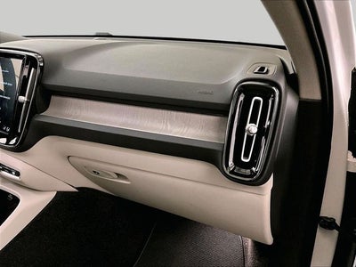 2021 Volvo XC40 T5 Inscription