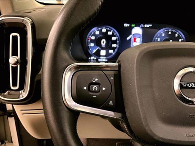 2021 Volvo XC40 T5 Inscription