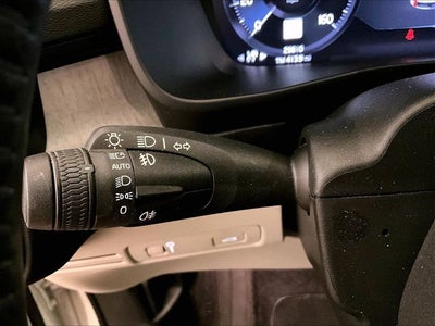 2021 Volvo XC40 T5 Inscription