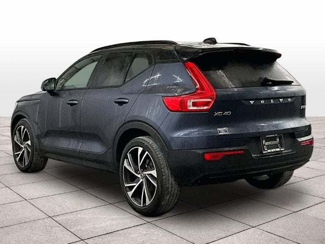 2022 Volvo XC40 R-Design