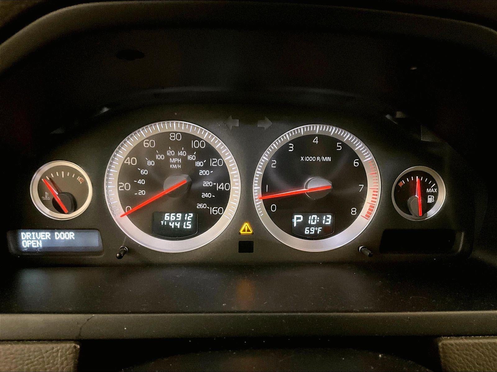 2013 Volvo XC90 Platinum